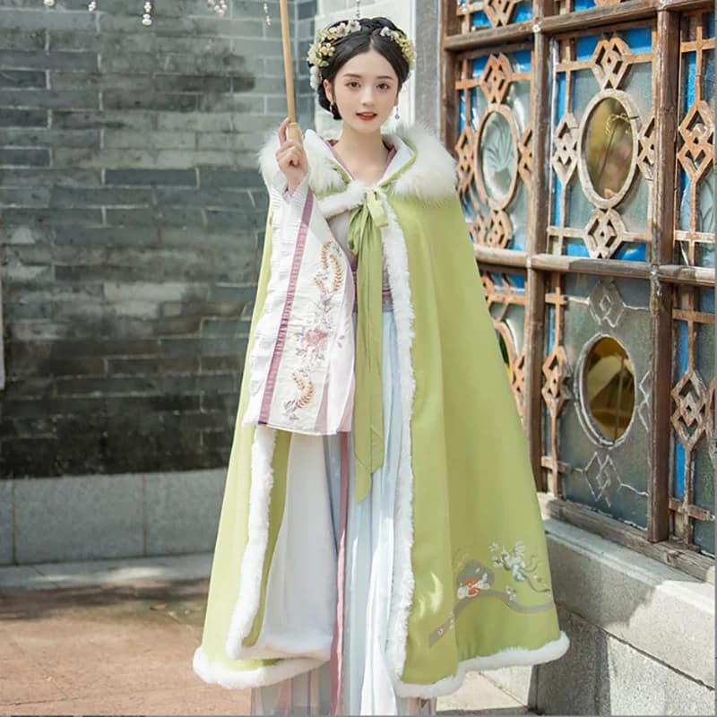 Winter Warm Thick Hanfu Cloak Women Chinese Traditional Embroidery Green Cape Cloak Cosplay Costume Girls Christmas Cape Costume