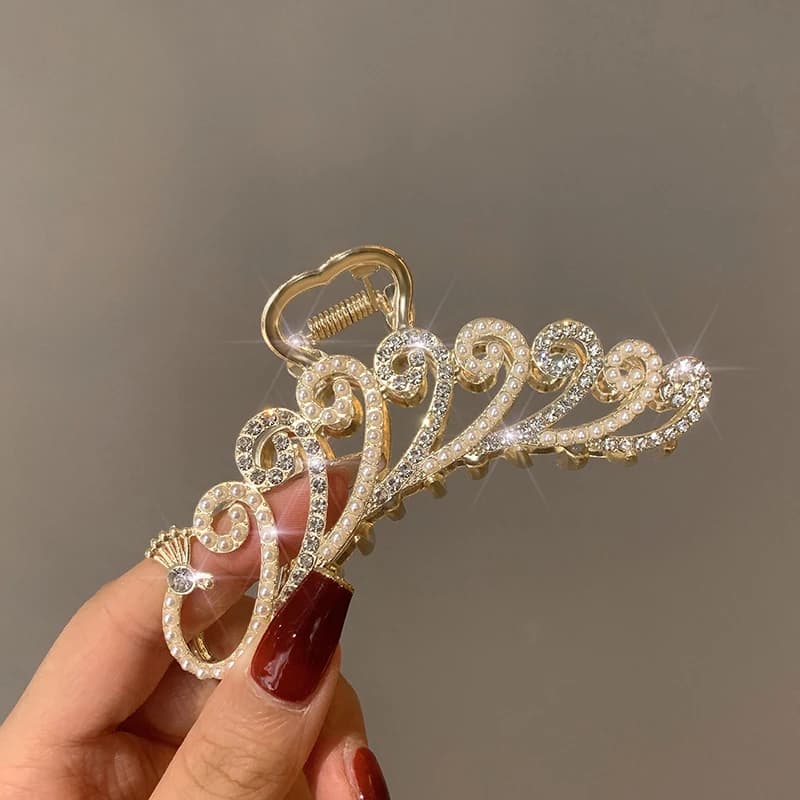 2021 New Elegant Gold Hollow Geometric Metal Hair Claw Vintage Hair Clips For Women Headband Hairpin Hair Crab Hair Accessories