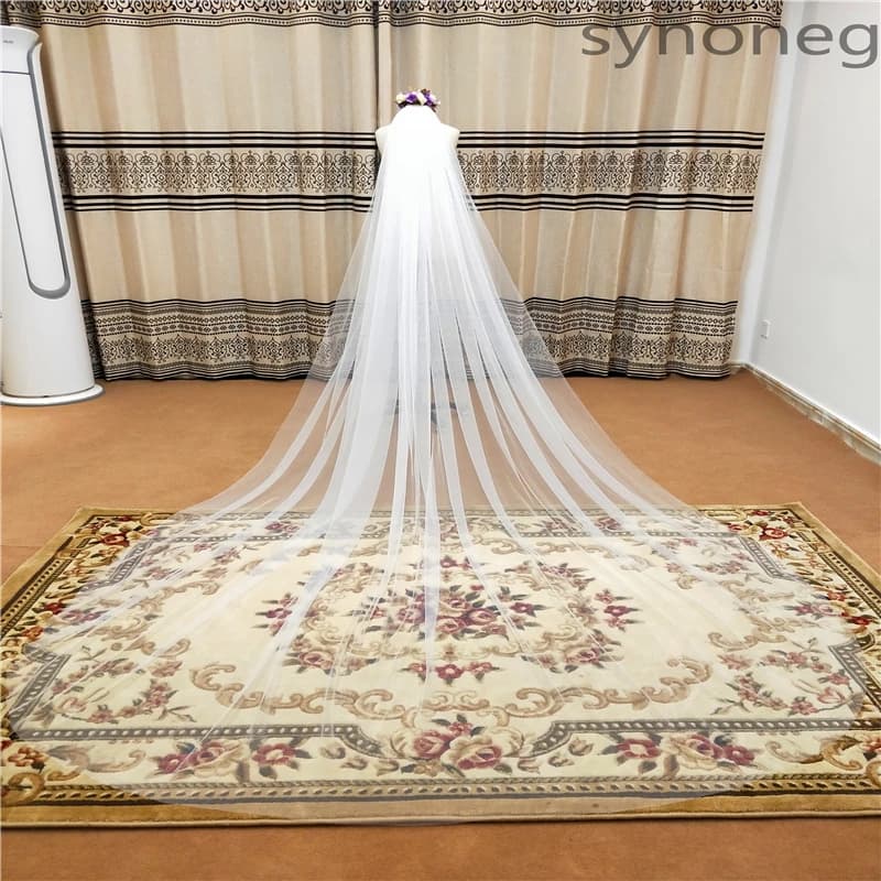 Physical picture Elegant Wedding Veil 3 Meters Long Soft Bridal Veils With Comb White 1 layers Ivory  Color Bride