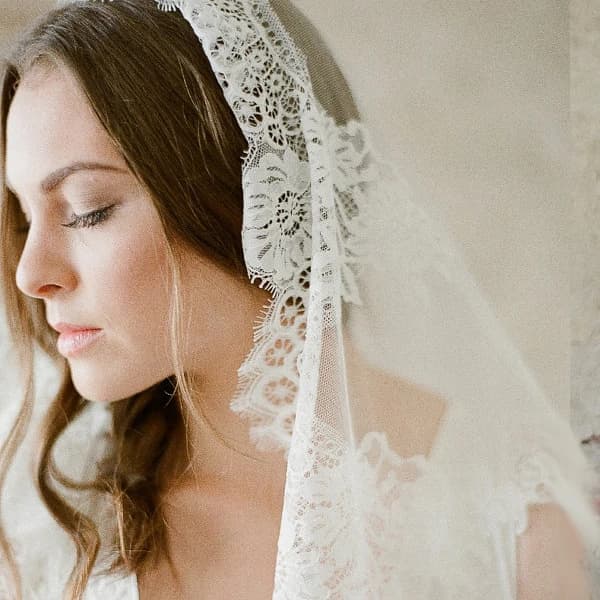 New Arrival 2m 3m 4m Cathedral Wedding Veils Long Bridal Veil  One Layer White Ivory Lace Bride Veils Wedding Accessories