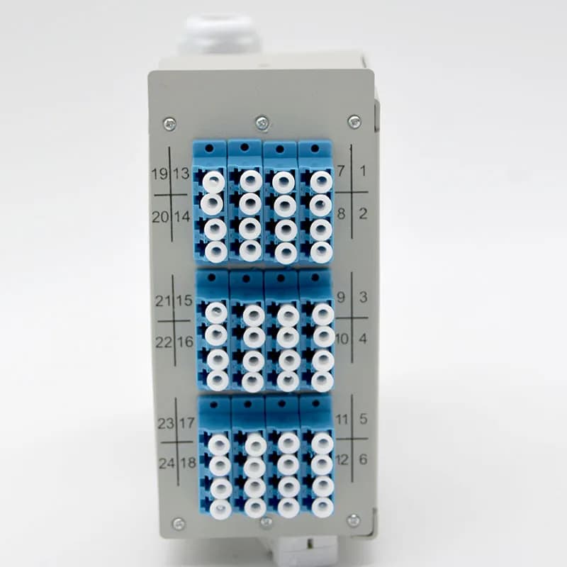 Hot Sell 1PCS New 12 Port LC Fiber Optic Terminal Box Rail Mounted Supports SC/FC/ ST/LC Coupler 24 / 48 Core Wholesale