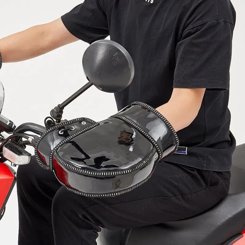 Protective Motorcycle Scooter Thick Warm Handlebar Muff Grip Handle Bar Muff Rainproof Riding Winter Warmer Thermal Cover Gloves