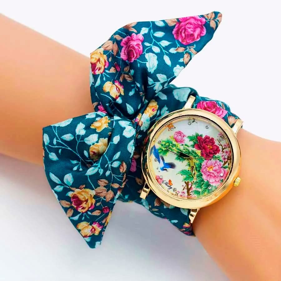 Shsby New Fashion Flower Women Dress Watches Ladies Floral Cloth Quartz Wristwatch Sweet Girls Bracelet Watch Relogio Feminino