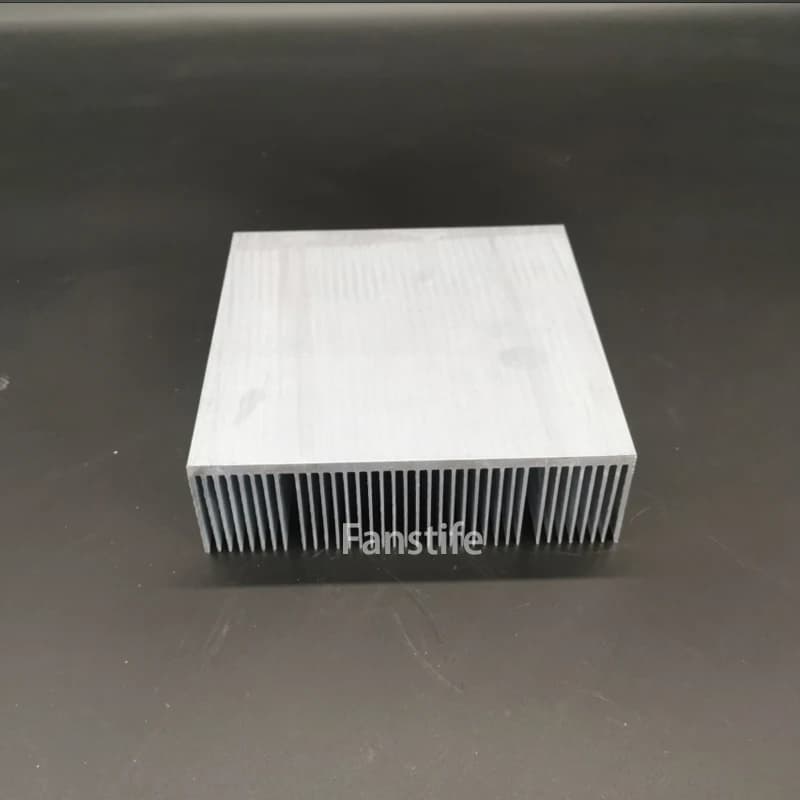 High-density Gear 130*130*38mm LED Lamps Electromechanical Equipment Power Amplifier Signal Transmitter LED Heat Sink Radiator