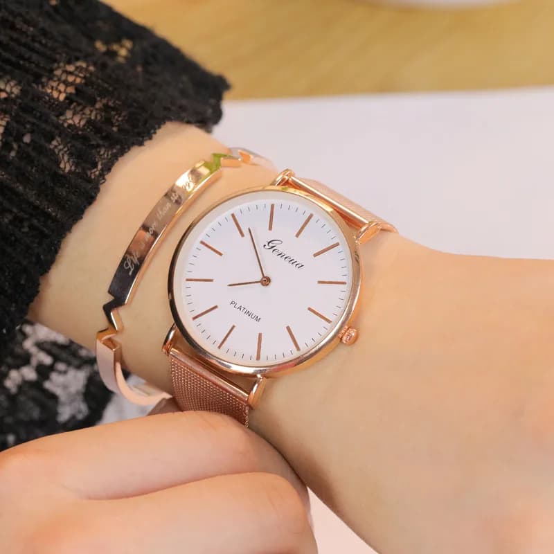 2025 New Brand Geneva Rosy Gold Casual Quartz Watch Women Metal Mesh Stainless Steel Watches Relogio Feminino Ladies Wrist Watch