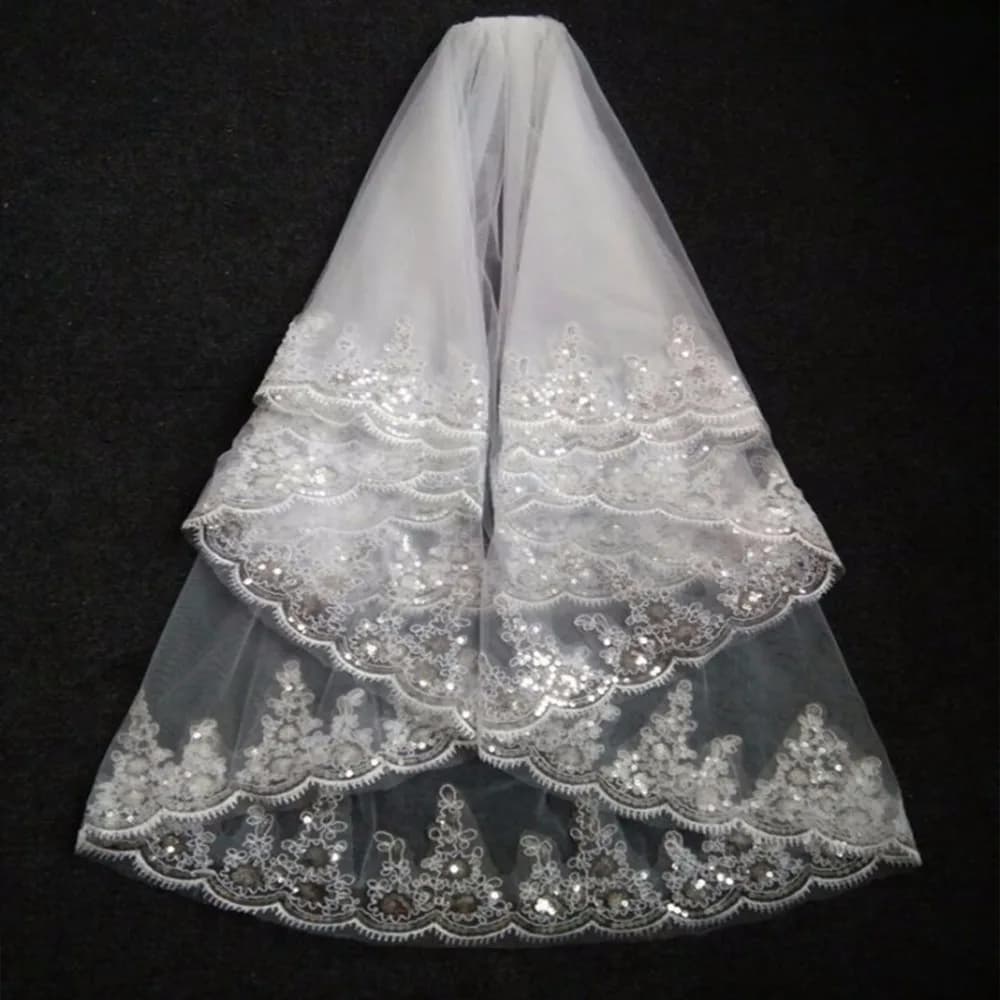 2018 Fashion Two Layer Bridal Veil White Ivory Tulle Wedding Veil With Comb Lace Edge Wedding Accessories Bridal Veils In Stock