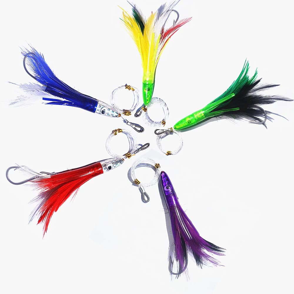 5pcs 6" / 15.6cm Feather Trolling Skirt Tuna Lure  for Big Game Fishing Rigged Marlin with Stainless Steel Hook Assorted Colors