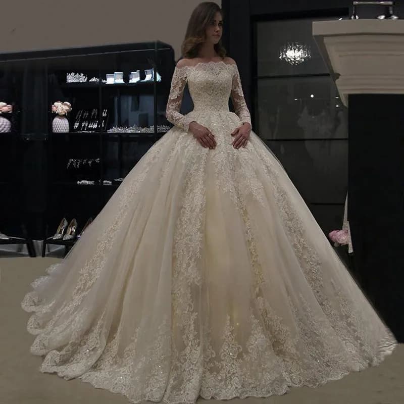 On Zhu Customized Ball Gown Lace Applique Wedding Dresses 2025 Long Sleeve Wedding Gowns Boat Neck Beaded Bride robe de mariee