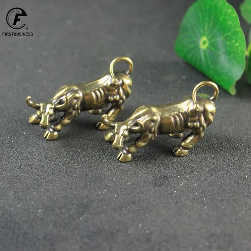 2022 NEW YEAR Wall Street Bullfight Statue Tabletop Ornaments Brass Zodiac Animal Bull Figurines Miniatures Desktop Decorations