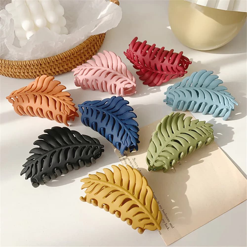 Solid Color Claw Clip Large Barrette Crab Hair Claws Bath Clip Ponytail Clip for Women Girls Hairpins Headwear Hair Accessories