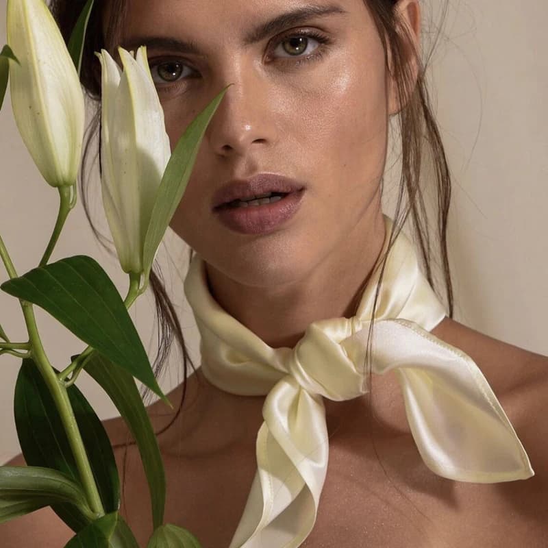 Luna&Dolphin Spring Women Silky Chiffon Square Scarf 60x60cm Solid Color Green Bandanas Girl Vintage Headbands Chic Wristband