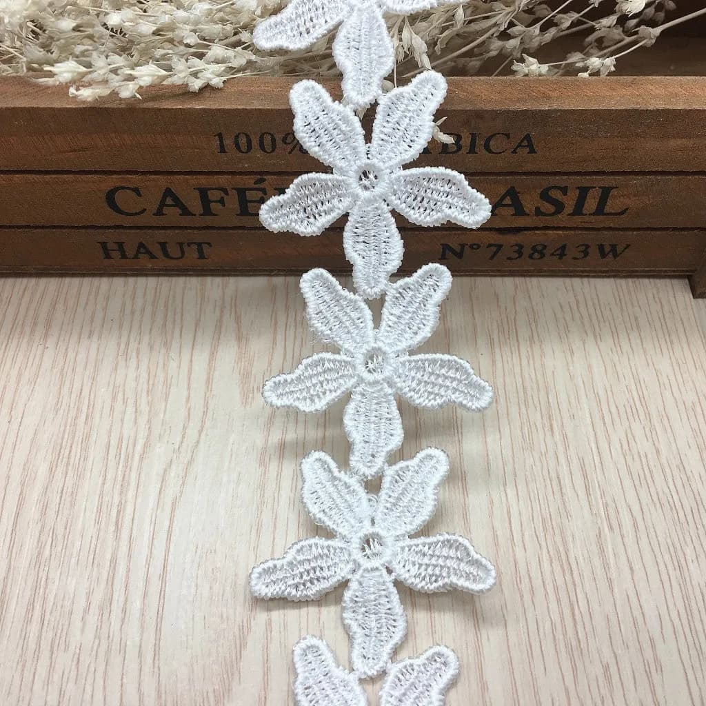 Embroidered Five-leaf Flower Ornament Lace Fabric Trim Ribbons DIY Sewing Handmade Jewelry Necklace Garment Craft Materials