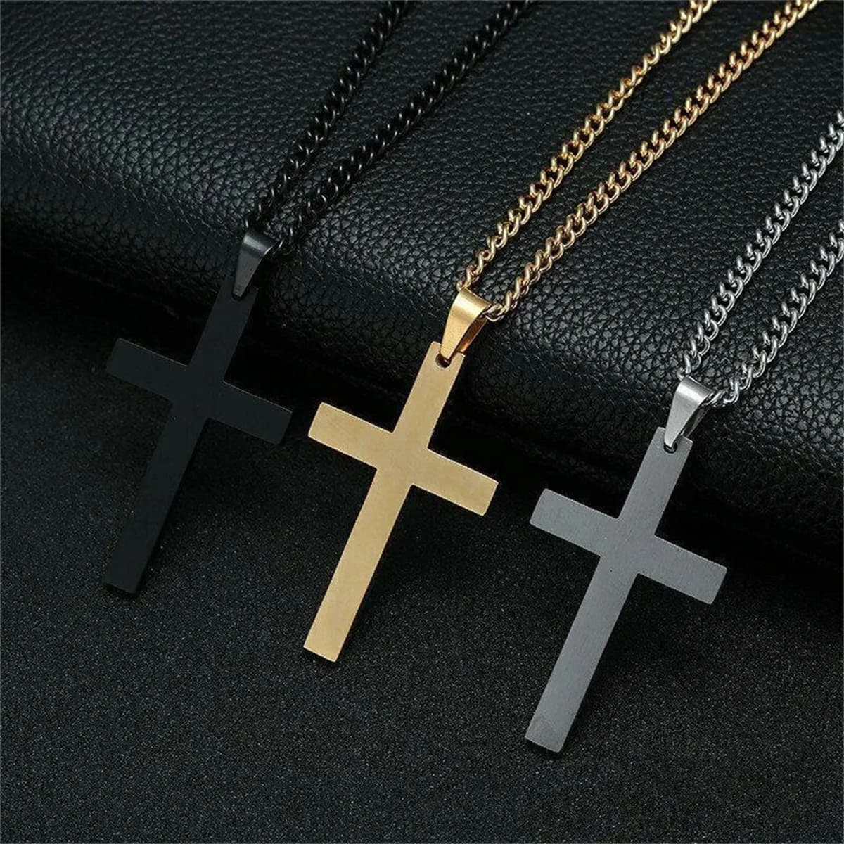 Christian Cross Pendant Necklace Men's Necklace New Fashion Metal Religious Amulet Pendant Accessory Party Jewelry