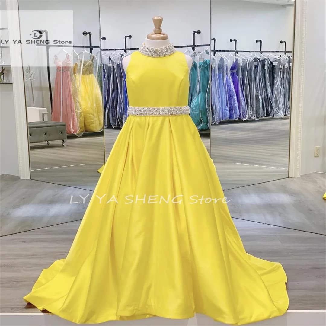 Flower Girls Dresses Yellow Satin Girl Pageant Dress Beaded Pearls High Neck/Collar A Line Zipper Kids Prom Party Cocktail Birth