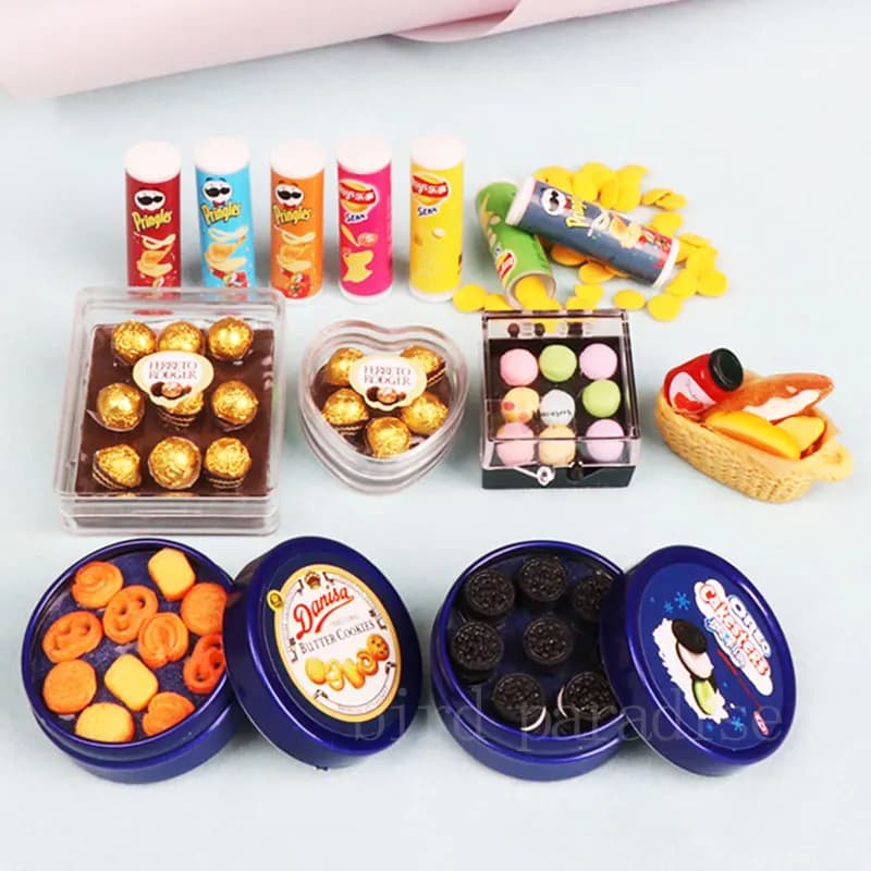 1/6 Miniatrue Dolls Food Mini Chocolate Cookies Boxs Potato Chips Model Toys Pretend Play for Bjd Dollhouse Scence Accessories