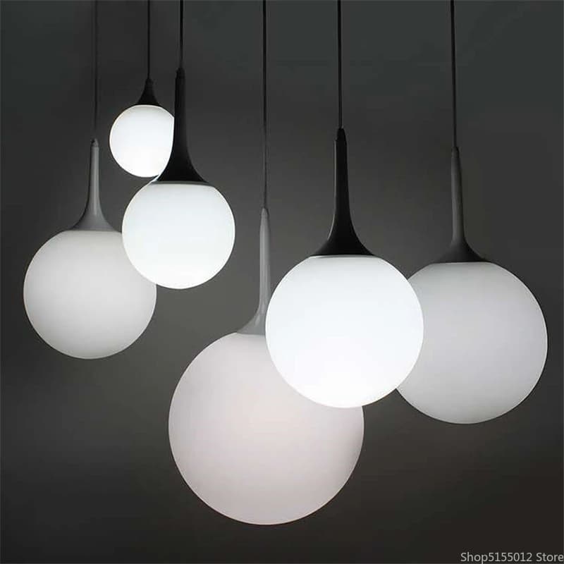Nordic Glass Ball Pendant Lights Living Room Decor LED Pendant Lamp restaurant Indoor Lighting Black White Horn chandelier