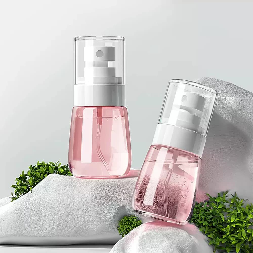 Travel Spray Bottle, Mini Refillable Small Spray Bottles with Fine Mist Nozzle for Hair Face Water Alcohol Plants, 1pcs 30ml