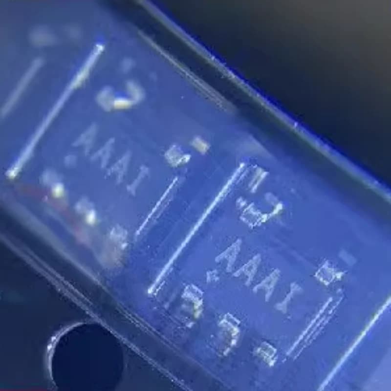 10PCS/MAX823LEUK AAAI SOT23-5 New Original Genuine