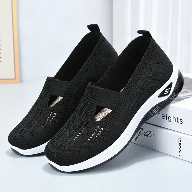 Shoes for mothers soft soles casual blue mesh shoes Women's shoes, breathable and comfortable in spring and summer