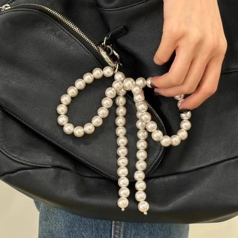 Fashion Pearl Bowknot Keychain Pendant Sweet Cute Hanging Decorations Keyring Charm for Purse Bag Backpack Handbag For Women
