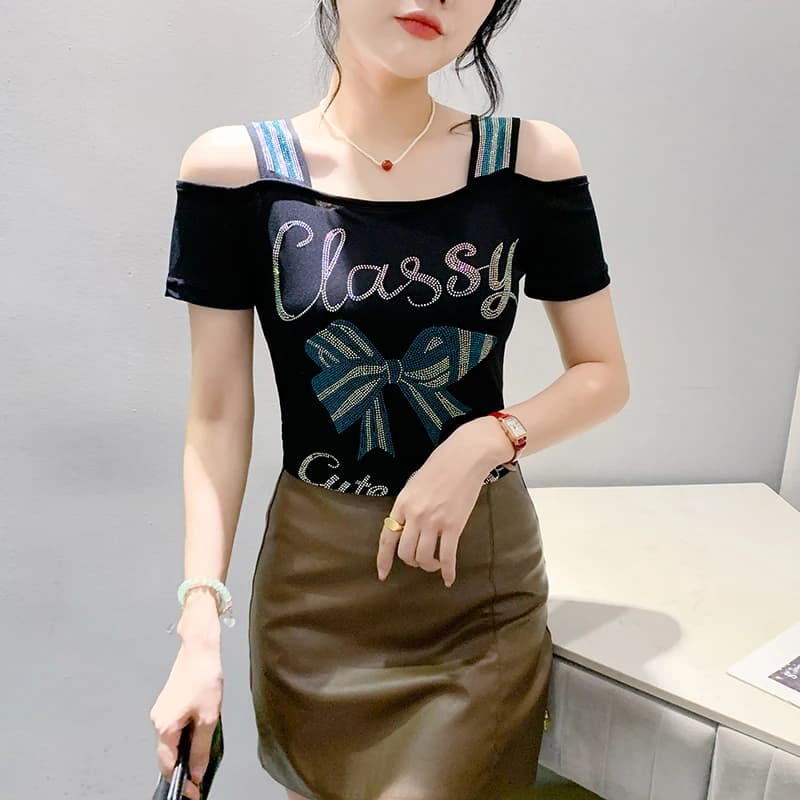 2024 New Arrival Diamond Set Printed Letter Bow Shoulder Off T-shirt Spring Summer Woman M-3XL Short Sleeve Classic Slash Collar