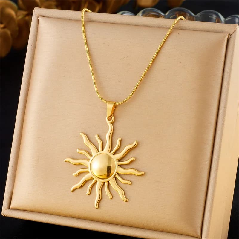 316L Stainless Steel Golden Fashion Sun Pendant Necklace For Women Girl 2024 New Concise Solar Neck Chain Jewelry Gift