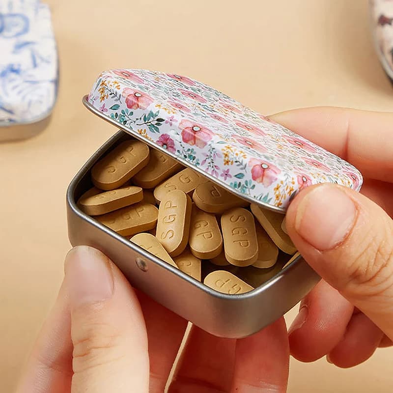 1Pc Mini Tin Box With Lid Portable Colorful Sealed Jar Rectangular Tinplate Cases Candy Pill Jewelry Storage Box Container Cans