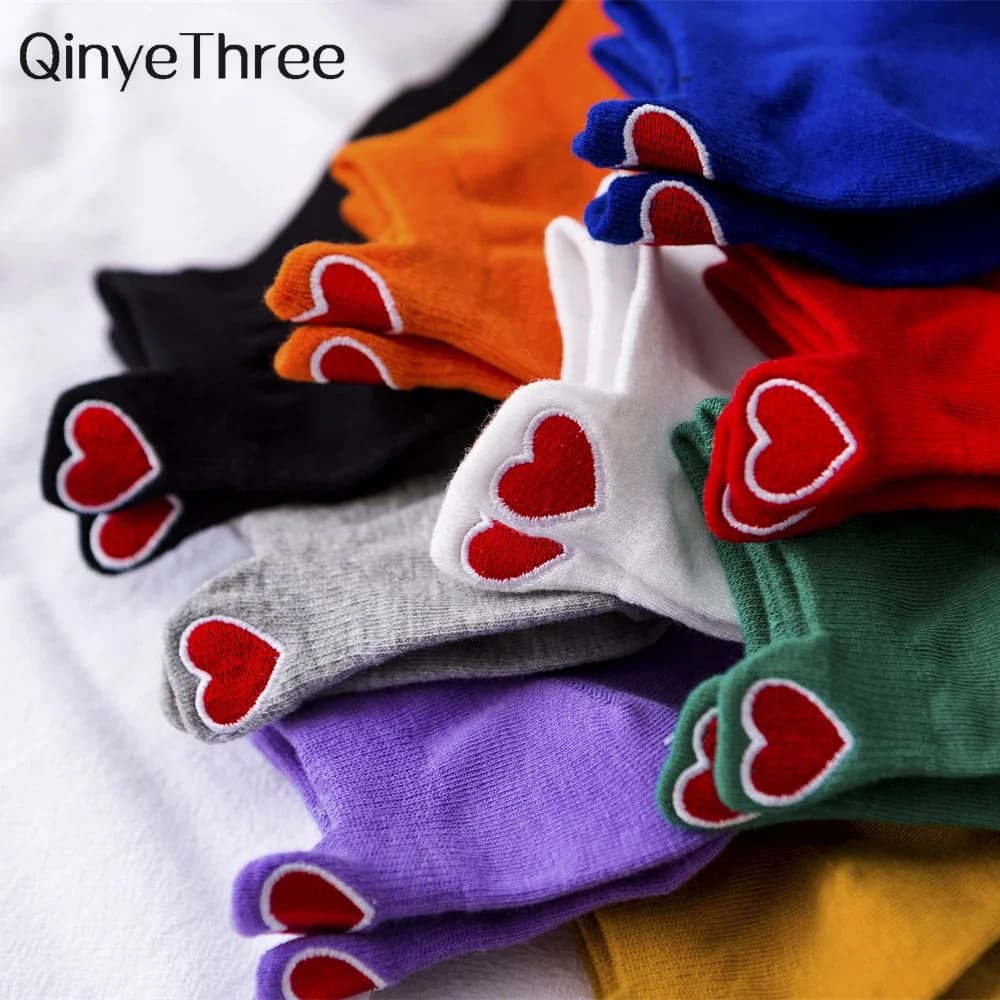 New Women's Summer Spring Cartoon Cotton Funny Embroidery Red Heart Socks Cute Girls Colorful Short Ankle Sokken Dropship