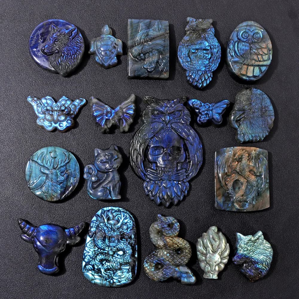 Unique Natural Stone Labradorite Ornament Hand-carved Butterly Snake Shape Statue Reiki Owl Buddha Ornaments Home Decoration