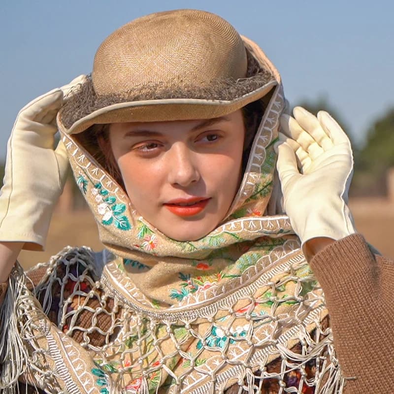 New Spring Fall Winter Tassel Triangle Shawls Wraps Women Elegant Embroidery Roses Shining Golden Thread Noble Camel Color Scarf