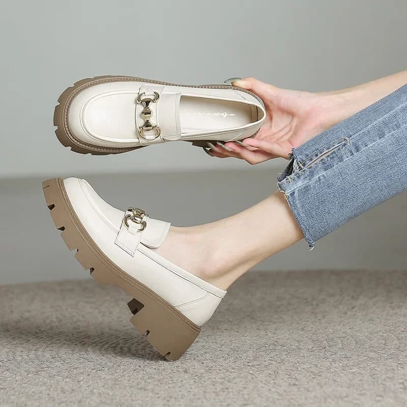 British Style Platform Loafers for Women Spring and Autumn Slip-On Round Toe Single Shoes Casual Metal Chain Buckle Ladies Heels