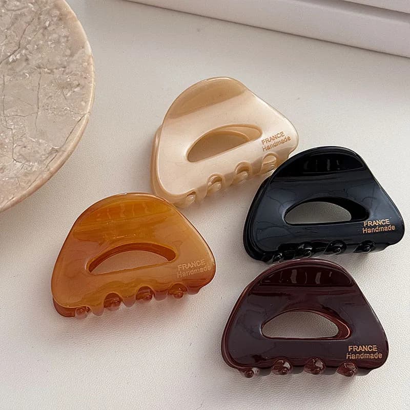 Woman Exquisite Version Gold Label Small Semicircle Hollow out Acetate Hair Claws Lady Trendy Barrettes Girls Hair Accessories