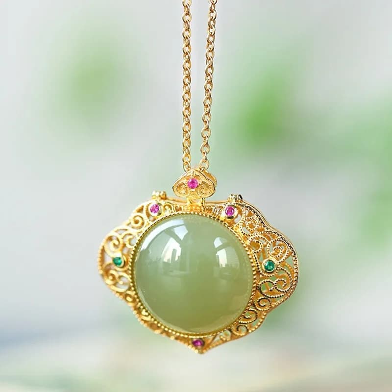 Natural Hetian jasper crystal double-sided pendant palace style hollow can open the Gawu box necklace ancient silver jewelry