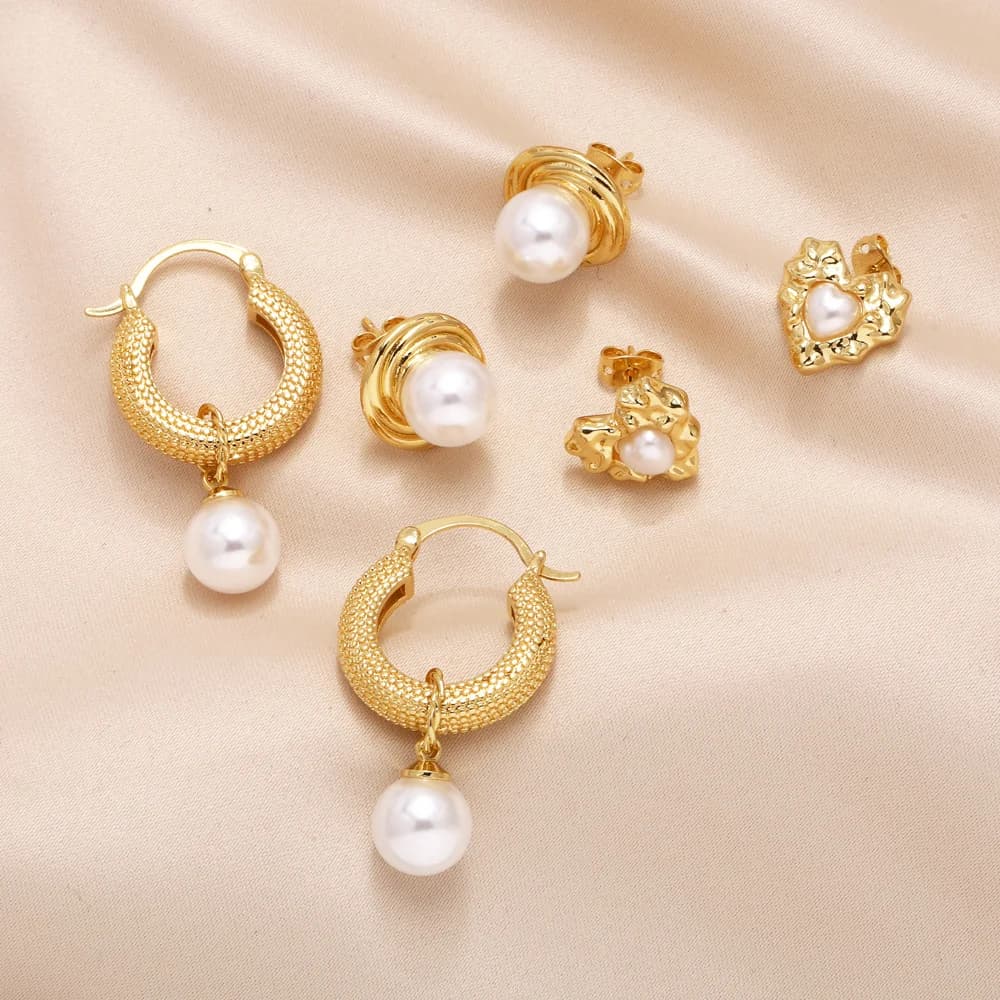 FLOLA Pearl Earrings For Women Copper Dangle Hoop Earrings Gold Plated Small Stud Female Fashion Jewelry Gift For Girls ersz07