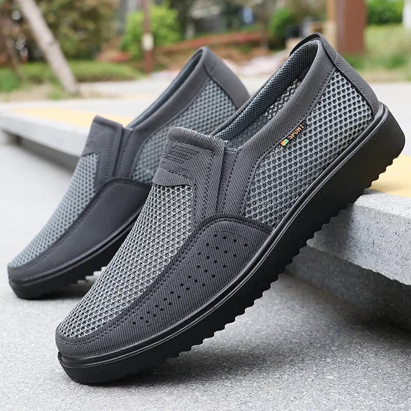 Comfortable Men Casual Shoes Breathable Mesh Summer Men Shoes New Non-slip Lightweight Shoes for Men Size 39-47