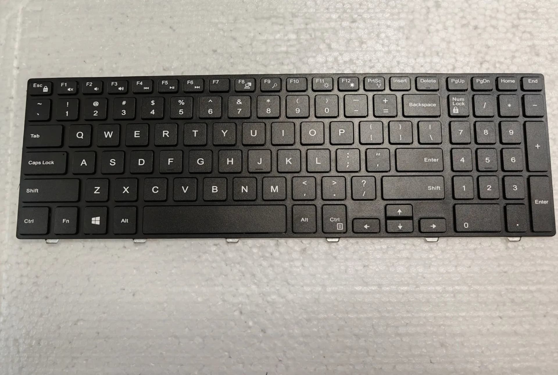 New for Dell Inspiron 17-5000 7559 5748 5749 5758 5759 5755 15-3000 15-5000 15-7000 3541 3542 5748 5749  Keyboard no backlit