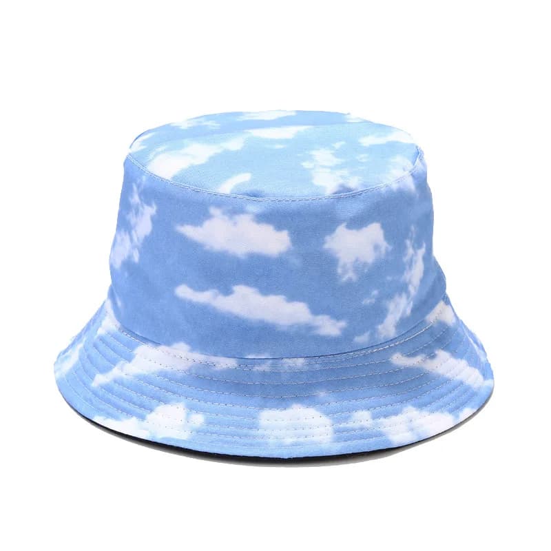 2024 Polyester Blue Sky And White Clouds Print Bucket Hat Fisherman Hat Outdoor Travel Sun Cap For Men And Women