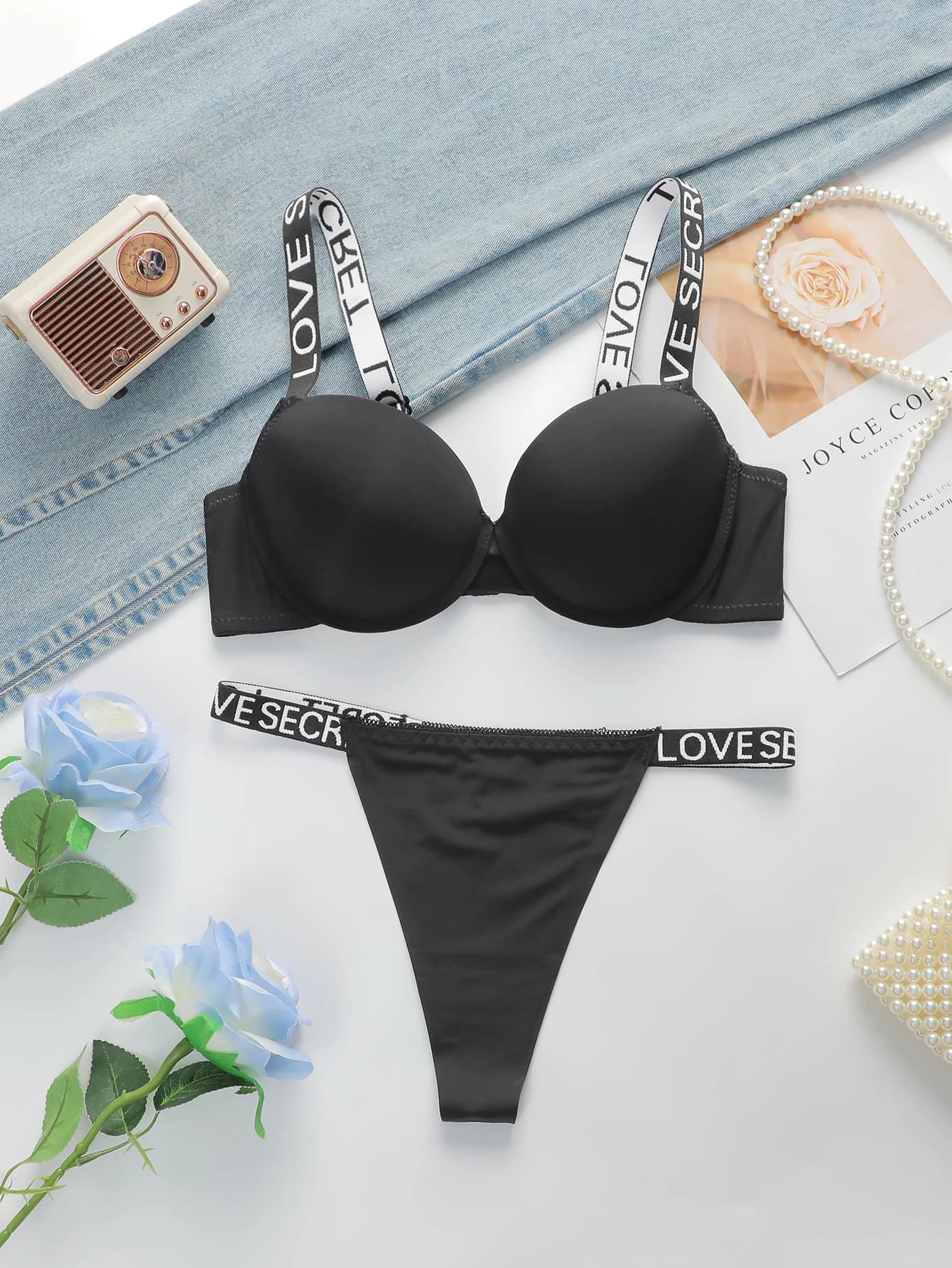 The Best-selling Sexy Gathering Promotion Style Glossy Letter Shoulder Strap Two-piece Women's Underwear Set B2050