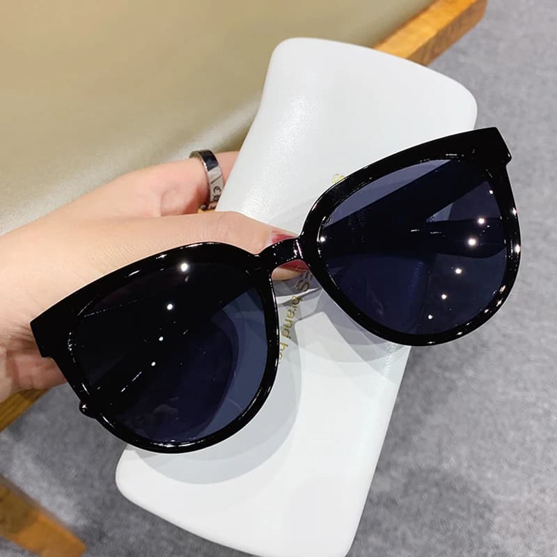 Fashion Cat Eye Sunglasses Woman Brand Designer Shades Oversized Retro Mirror Sun Glasses Female Clear Lens Vintage Gafas De Sol