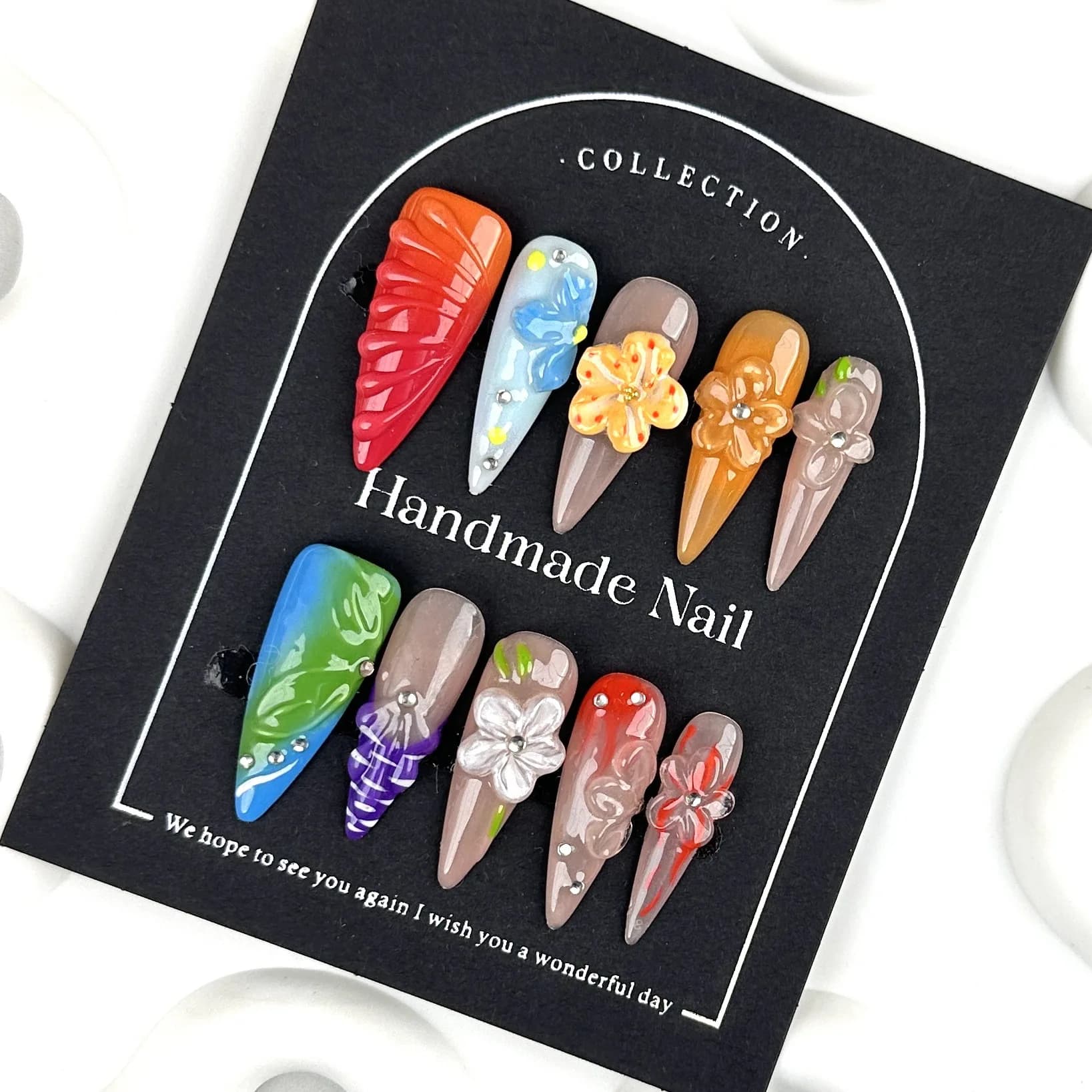 Handmade Press on Nails Hand Carved Flowers Decor Long Almond False Nails Wearable Full Cover Detachabe European Fake Nail Tips