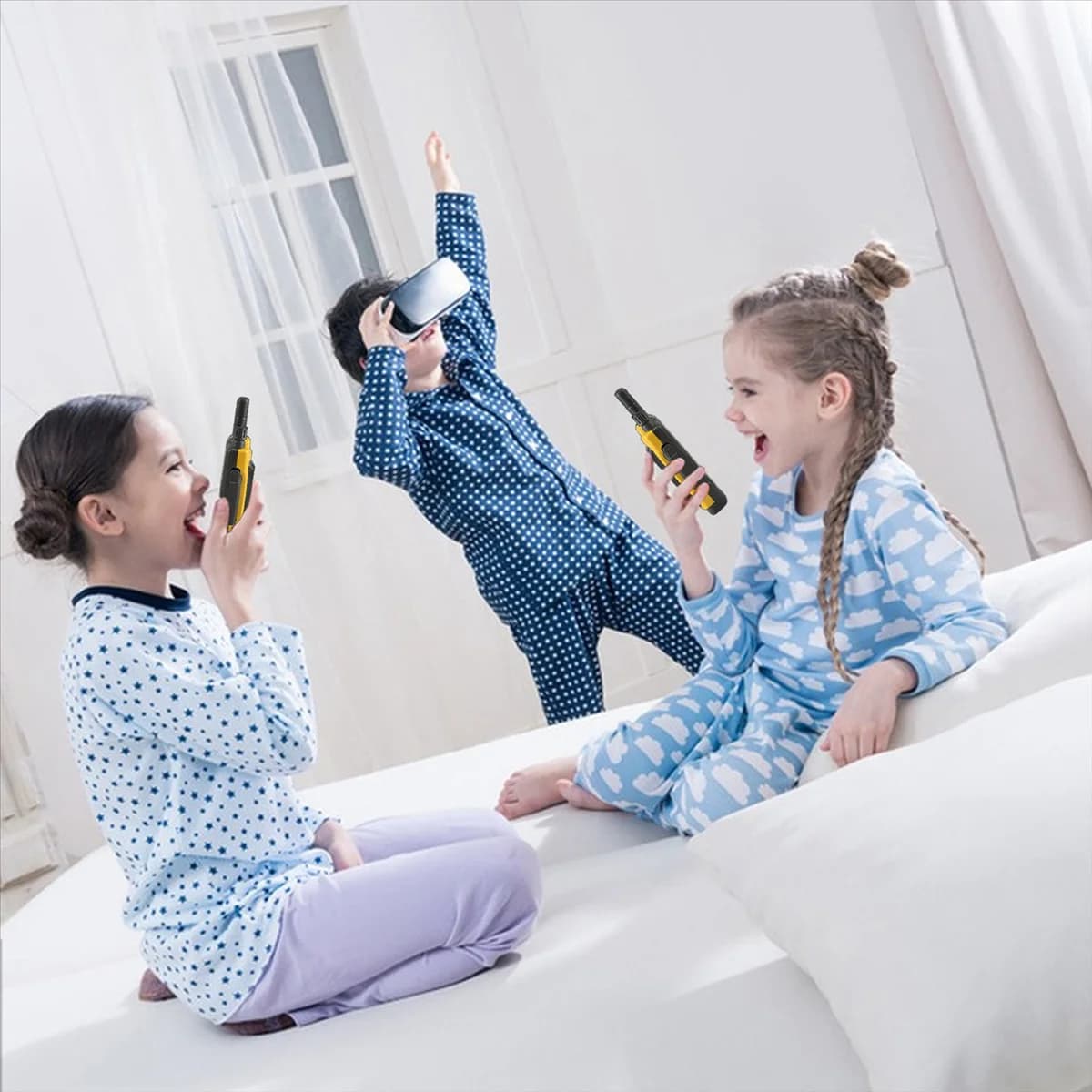 2PCS Kids Walkie Talkies Radio Toys for Outdoor Hiking Camping Children Communicate Toy Gift