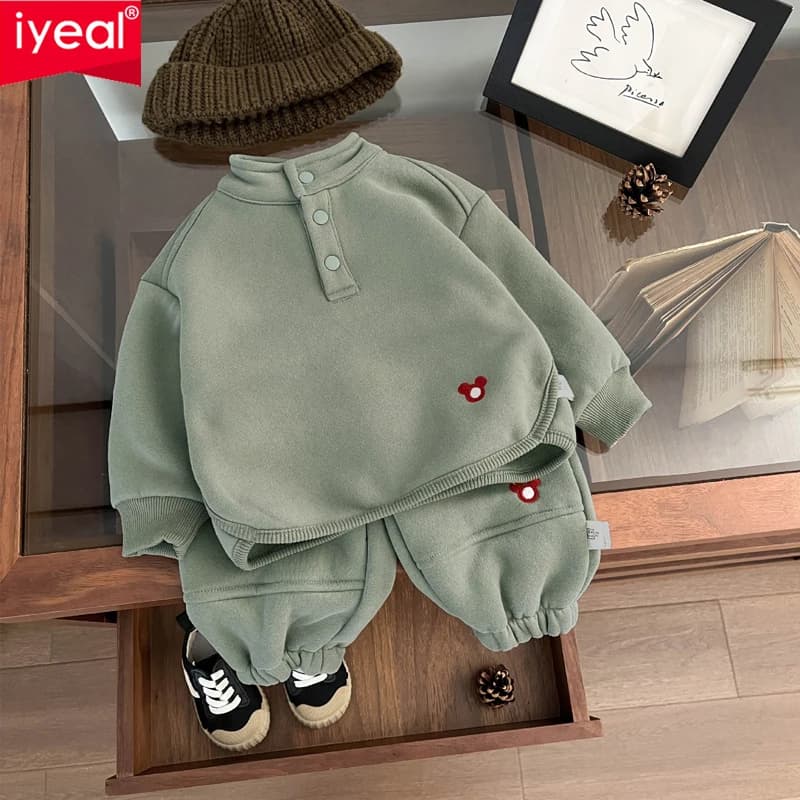 IYEAL Baby Winter Sports Set Handsome Children's Thick Warm Long Sleeve  Sweatshirt + Pants Casual Fashion Two piece Set