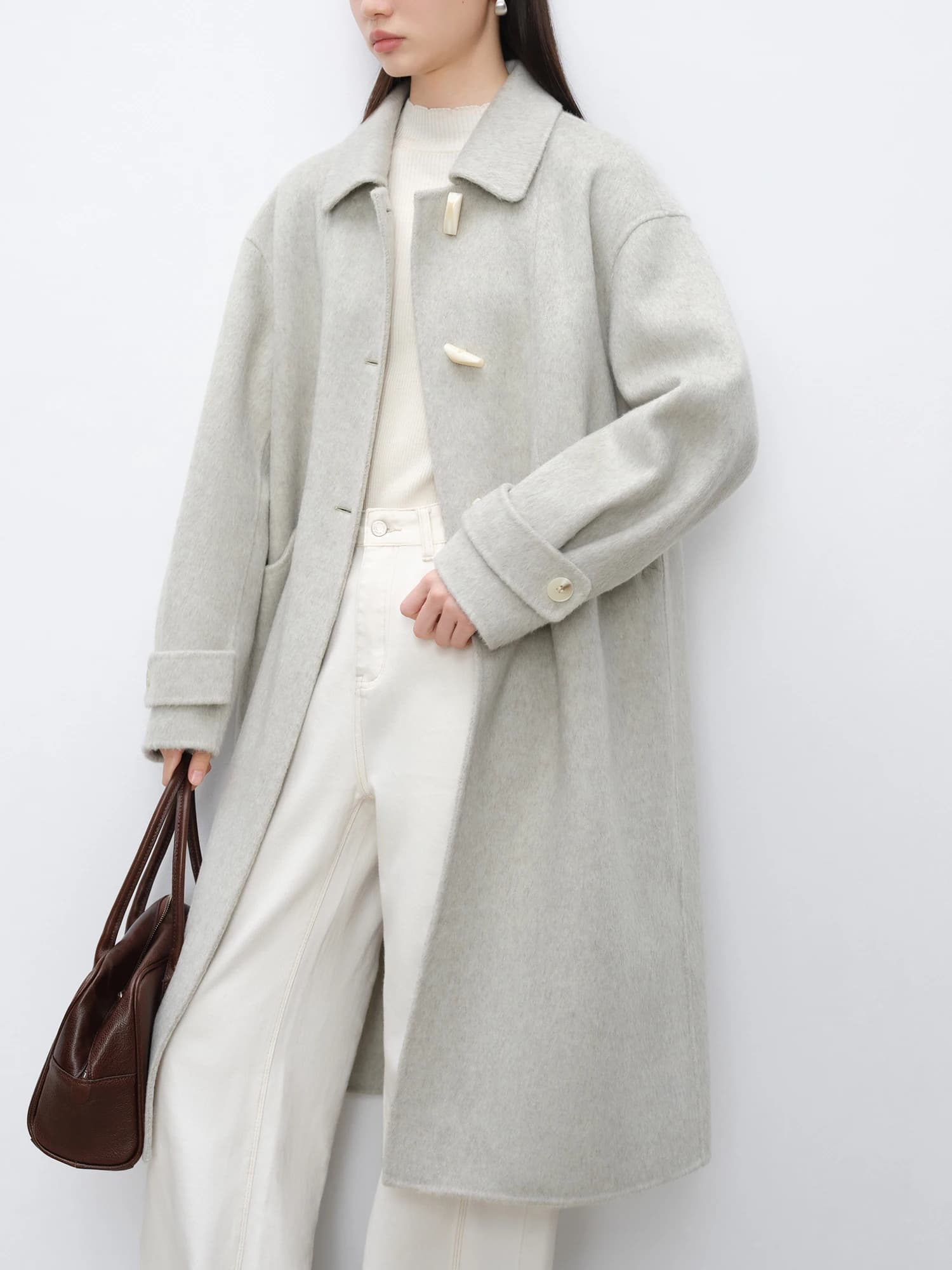 ZIQIAO 87.7%  Wool Double-sided Casual Coat for Women 2024 Winter New Design Chic Horn Button Office Lady Warm Coat 24ZQ94317