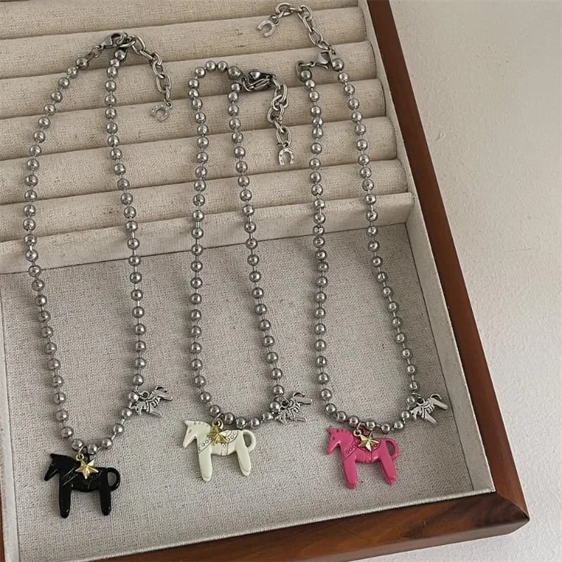 Minar Funny White Black Rose Red Color Enamel Colt Horse Pendant Necklaces for Women Silver Plated Alloy Beads Chain Chokers