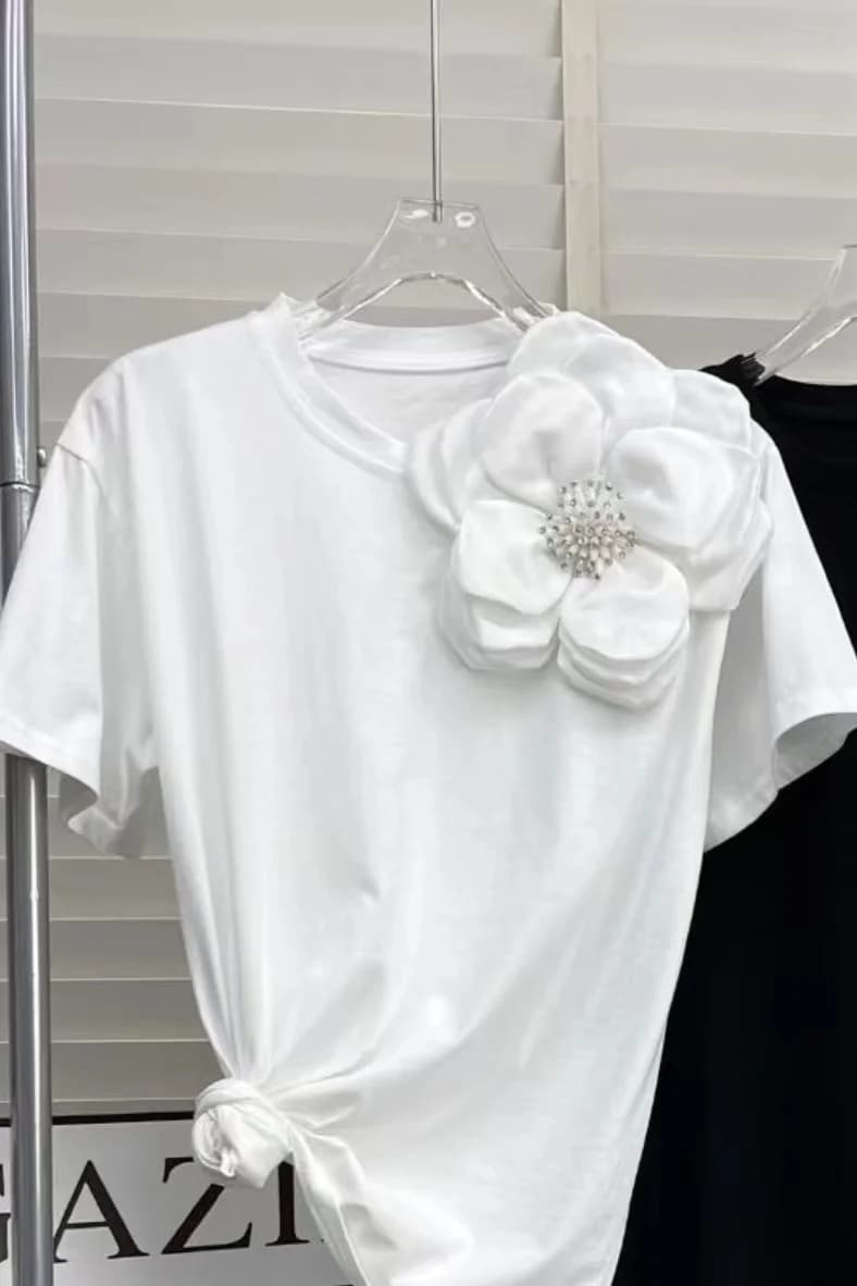 3D Beaded Flowers Stitch Short Sleeve Tshirt Three-Dimensional Big Flower Decorative Loose Casual T-shirt for Women Cotton Tops