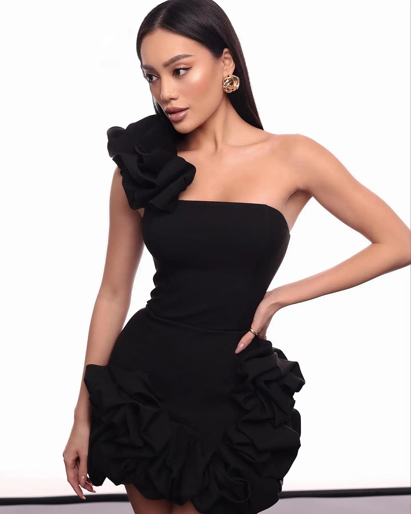 PuTao Prom Dress Saudi Arabia Satin Pleat Ruched Party Cocktail Dress Sheath Off-the-shoulder Bespoke Occasion Gown Mini Dresses