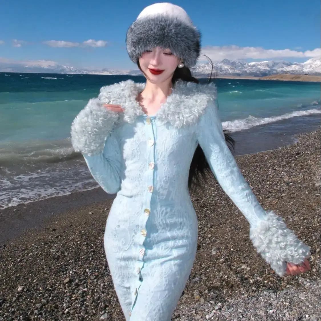 Heavy-Duty Design Spliced ​​Long-Sleeved Dress Women 2024 Autumn Winter New Temperament Waist-Covering Hip Mid-Length Skirt