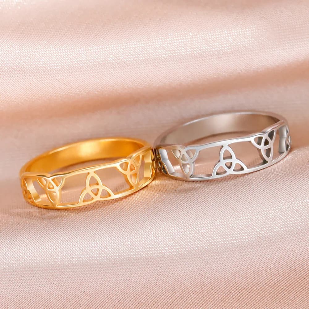 Dawapara Irish Trinity Knot Ring for Women Men Celtics Knot Heart Ring Stainless Steel Wedding Band Couple Jewelry