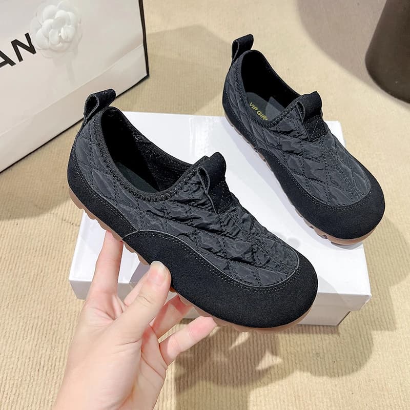 2024 Winter New Style Plus Velvet Warm Women Shoes Loafers Soft Bottom Non-slip Waterproof Fashion Cotton Shoes Casual Sneakers