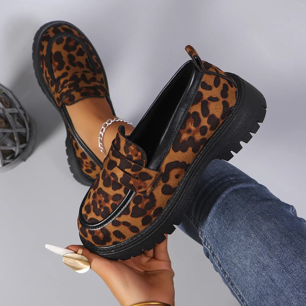 Women's Fashion Leopard Patchwork Slip-on Loafers Chunky Heel Platform Flats 2025 New Moccasins Casual Shoes Plus Size Zapatos